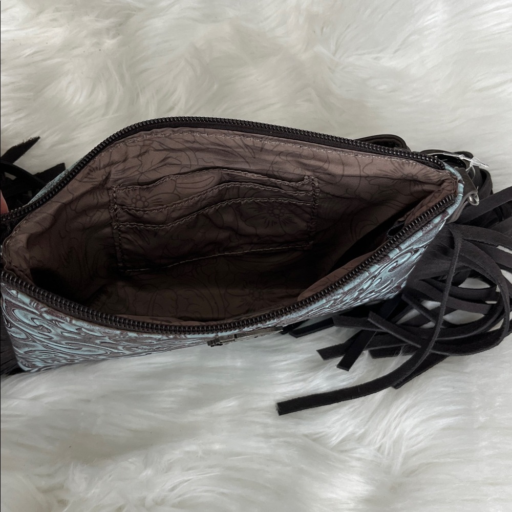 🆕 JUSTIN WOMEN'S CROSSBODY BAG TURQUOISE TOOLED SUNFLOWER PATTERN FRINGE - Picture 7 of 11